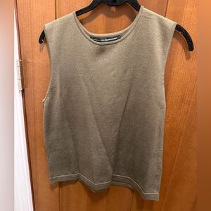 Ellen Tracy Khaki Sleeveless shell